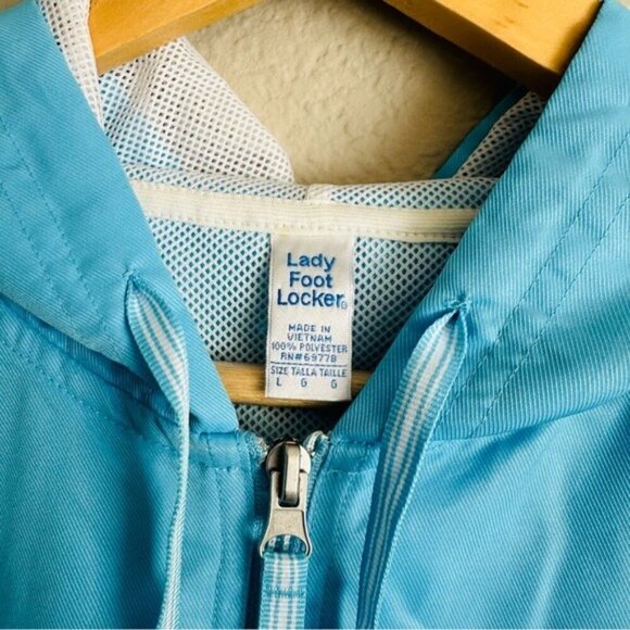Lady Footlocker Windbreaker Jacket Baby Sky Blue Large Hooded NWOT - Picture 4 of 8